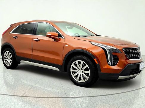 Used 2019 Cadillac XT4 Premium Luxury FWD image 3