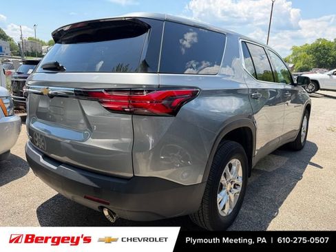 Used 2023 Chevrolet Traverse LS AWD/4WD image 8