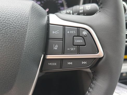 New 2026 Toyota Highlander XLE AWD/4WD image 21