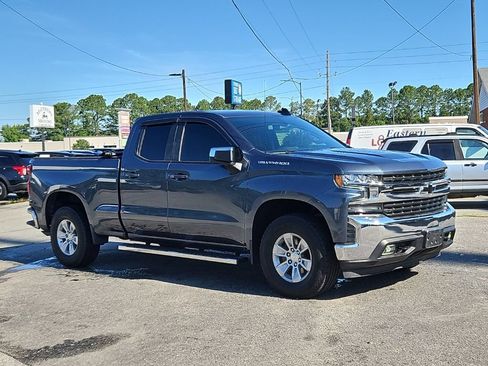Used 2021 Chevrolet Silverado 1500 LT w/ Convenience Package II AWD/4WD image 1