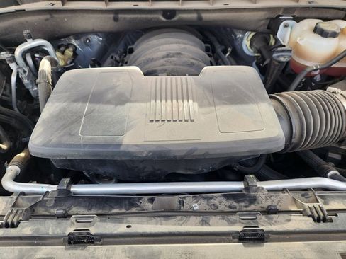 Used 2024 GMC Yukon XL SLT image 32