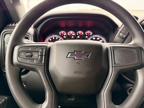 Used 2025 Chevrolet Silverado 1500 Custom Trail Boss w/ LPO, Dark Essentials Package image 16