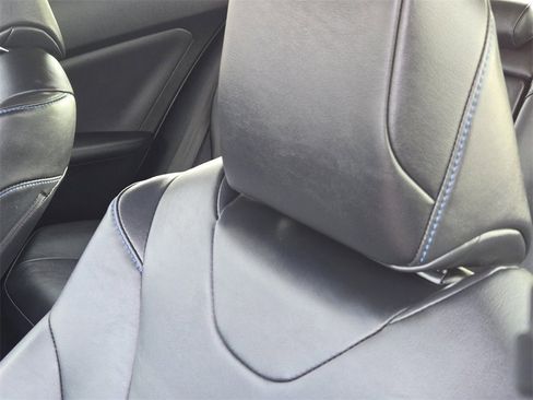 Used 2018 Toyota Prius Four Touring image 17