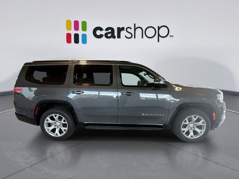 Used 2022 Jeep Wagoneer Series I w/ Premium Group I AWD/4WD image 6