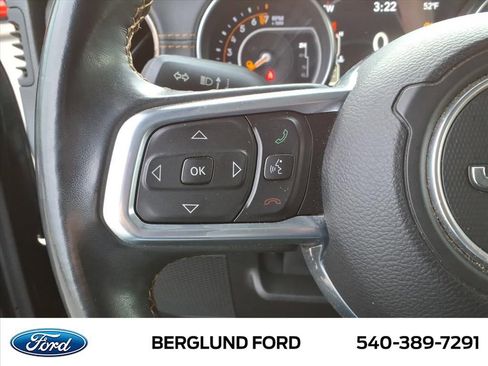 Used 2021 Jeep Gladiator Overland image 20