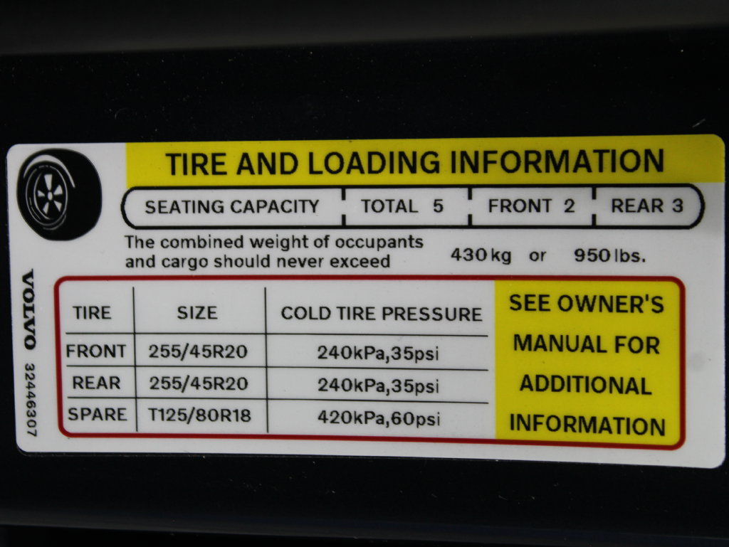 Used 2026 Volvo XC60 B5 Plus w/ Protection Package Premier AWD/4WD image 68