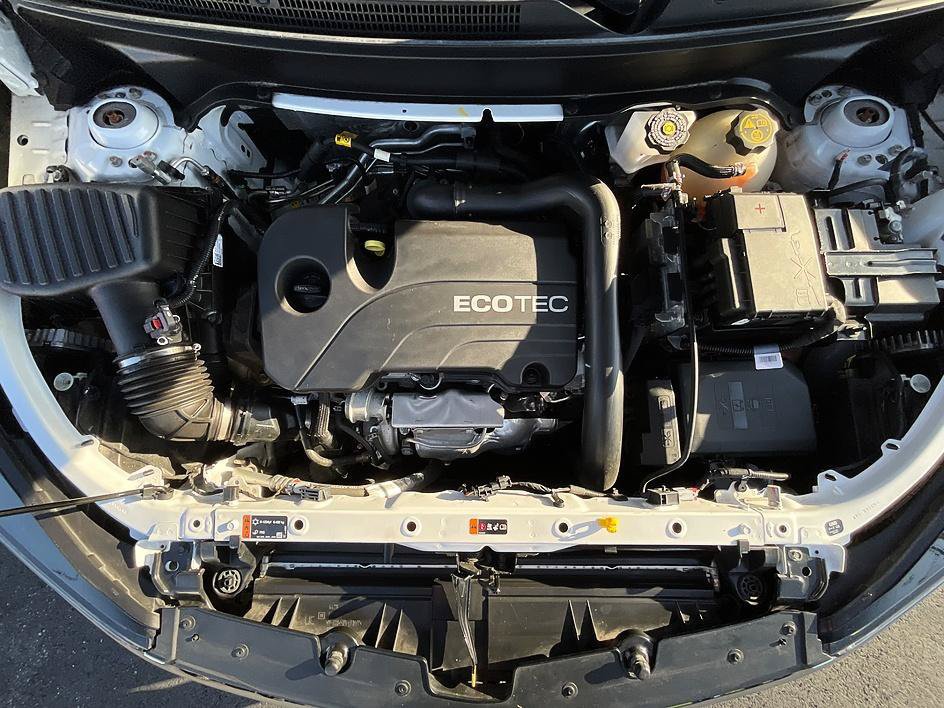 Used 2022 Chevrolet Equinox LT FWD image 8