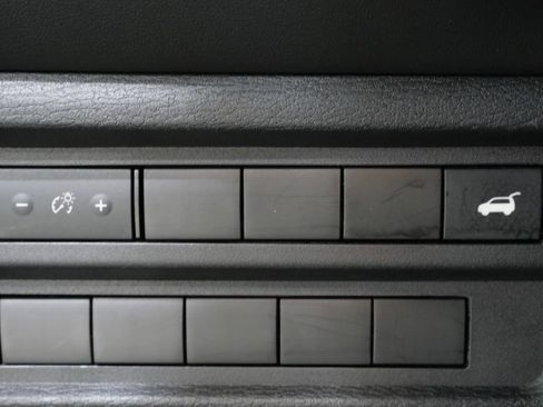 Used 2023 Mitsubishi Outlander SE image 12