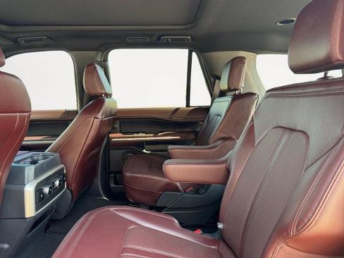 Certified 2024 Ford Expedition Limited AWD/4WD image 13