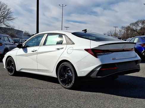 New 2026 Hyundai Elantra Sport image 2