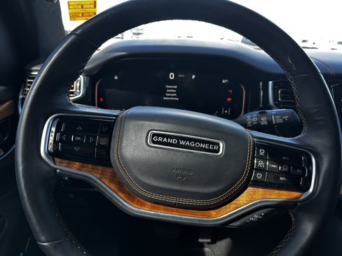 Used 2022 Jeep Grand Wagoneer Series III w/ Flexible Seating Group image 17