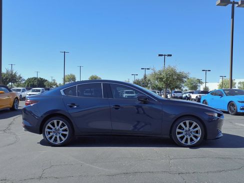 Used 2021 MAZDA MAZDA3 s FWD image 7