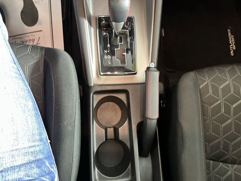 Used 2025 Mitsubishi Outlander Sport LE image 21