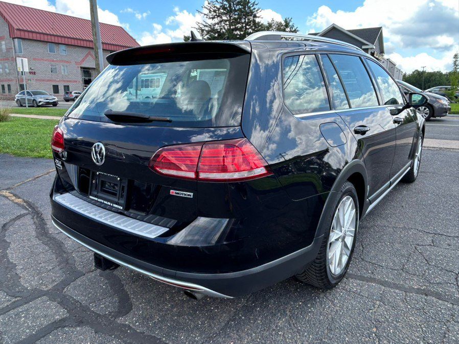 Used 2019 Volkswagen Golf Alltrack SE AWD/4WD image 5