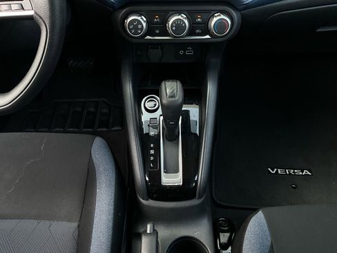 Used 2025 Nissan Versa SV image 14
