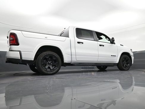 Used 2025 RAM 1500 Big Horn RWD image 26
