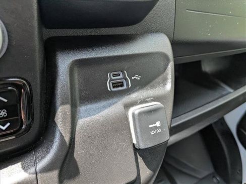 Used 2025 RAM ProMaster 2500 w/ Convenience Group FWD image 30