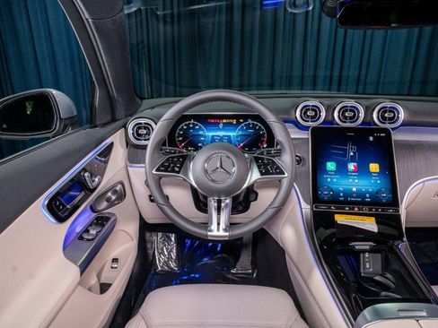 New 2026 Mercedes-Benz GLC 300 image 15