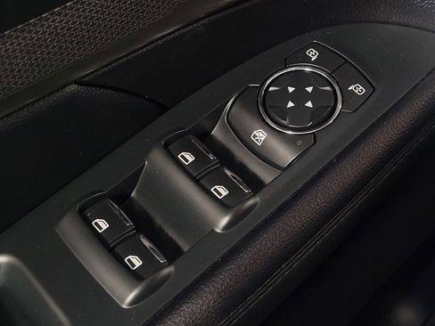 Used 2019 Ford Explorer XLT w/ Equipment Group 201A FWD image 27