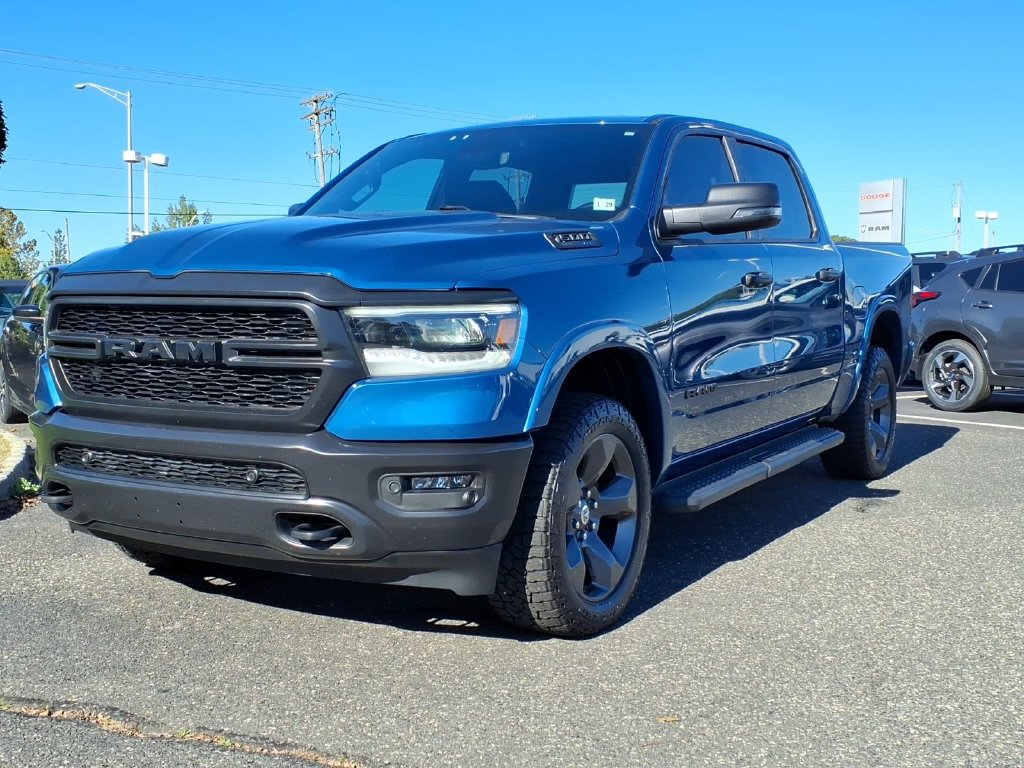 Used 2024 RAM 1500 Big Horn AWD/4WD image 3