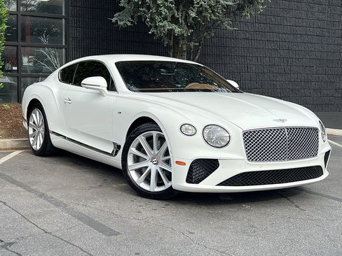 Used 2020 Bentley Continental GT image 6