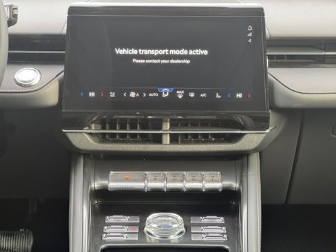 New 2026 Lincoln Nautilus Reserve image 13