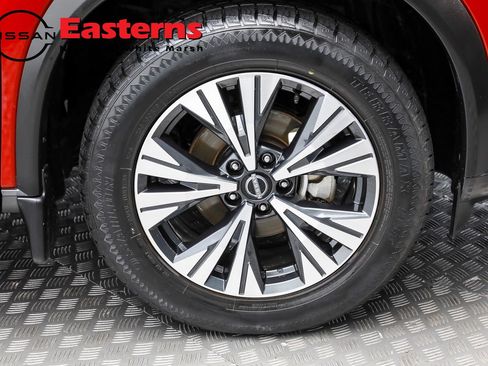 Used 2022 Nissan Rogue SV AWD/4WD image 28