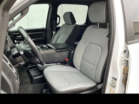 Used 2024 RAM 1500 Lone Star AWD/4WD image 9