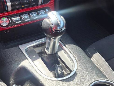 Used 2019 Ford Mustang Coupe w/ Equipment Group 101A RWD image 11