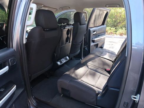 Used 2016 Toyota Tundra SR5 image 14