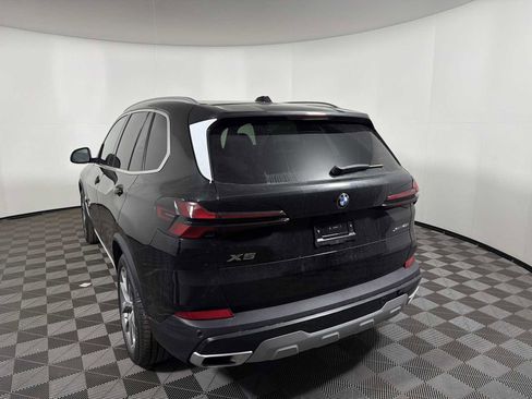 New 2026 BMW X5 xDrive40i image 3