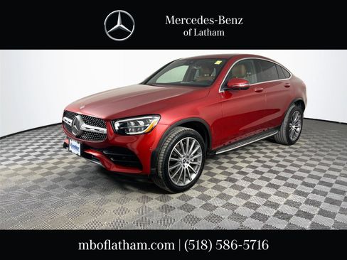 Certified 2022 Mercedes-Benz GLC 300 4MATIC Coupe image 1