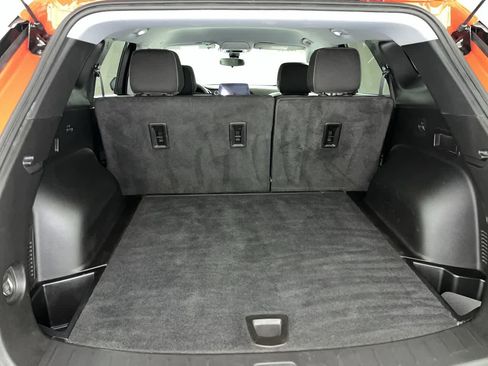 Used 2026 Chevrolet Blazer LT FWD image 27