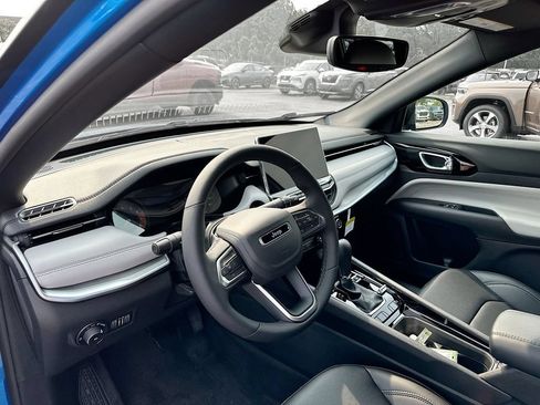 New 2026 Jeep Compass Limited AWD/4WD image 13