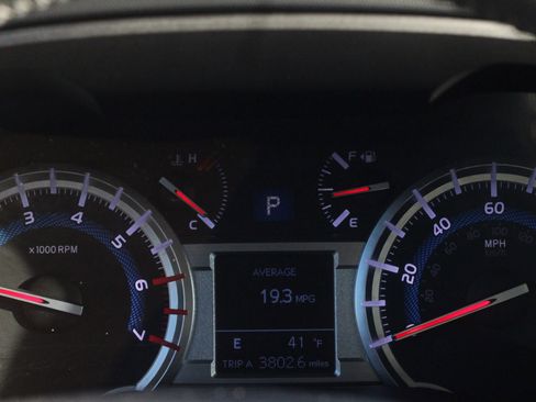 Used 2019 Toyota 4Runner 4WD image 15