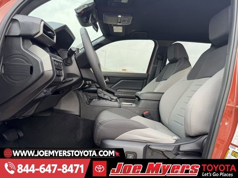 Certified 2025 Toyota Tacoma TRD Off-Road image 27