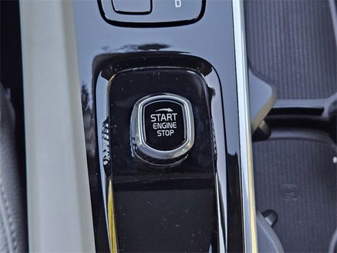 Used 2025 Volvo XC60 T8 Core w/ Climate Package image 24