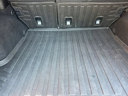 Used 2017 Subaru Outback 2.5i Premium AWD/4WD image 19