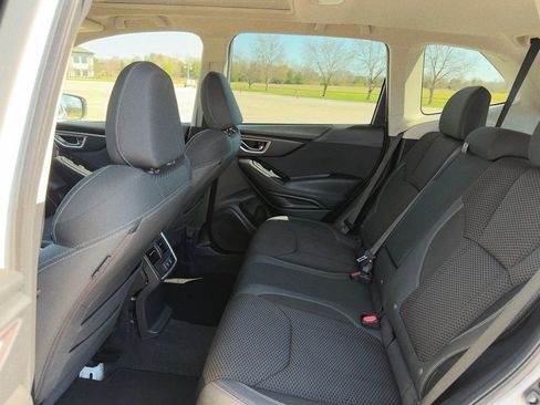 Used 2021 Subaru Forester Premium image 25