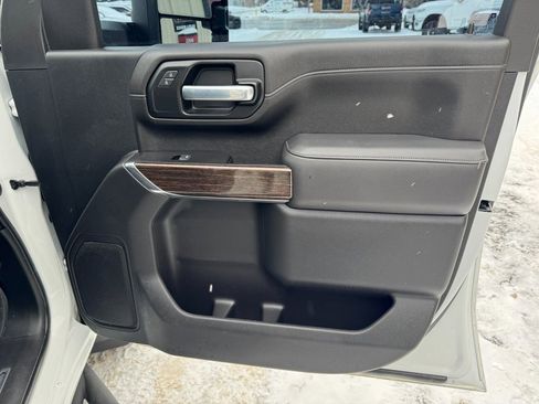 Used 2020 GMC Sierra 2500 SLE image 39