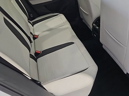 New 2026 Volkswagen Taos SE AWD/4WD image 17