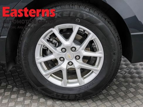 Used 2023 Chevrolet Equinox LT w/ Driver Convenience Package image 32