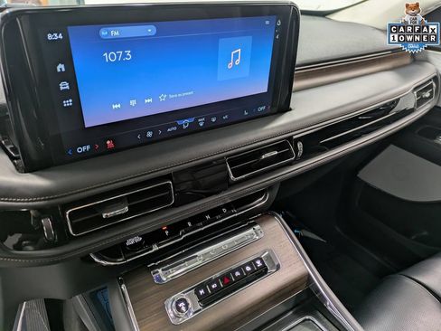 Used 2025 Lincoln Aviator Reserve w/ Equipment Group 201A AWD/4WD image 12
