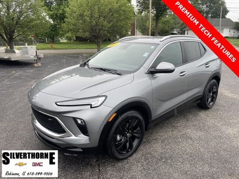 Used 2024 Buick Encore GX Sport Touring image 1