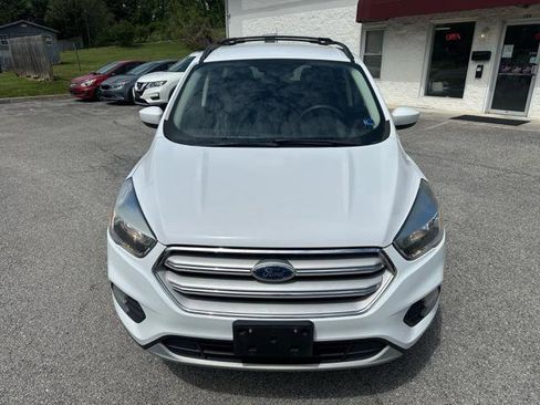 Used 2018 Ford Escape SE FWD image 6