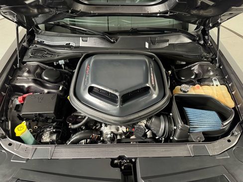 Used 2016 Dodge Challenger R/T Scat Pack RWD image 13