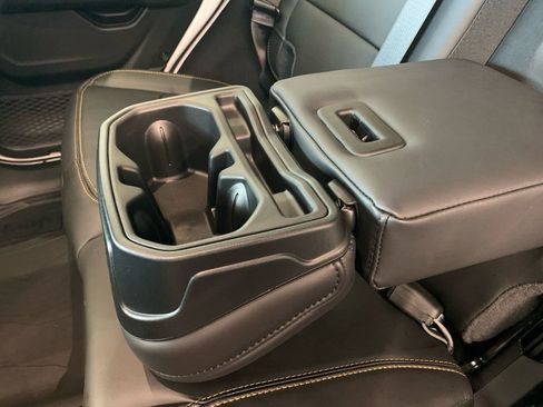 New 2025 Jeep Wrangler Unlimited Rubicon 392 image 10