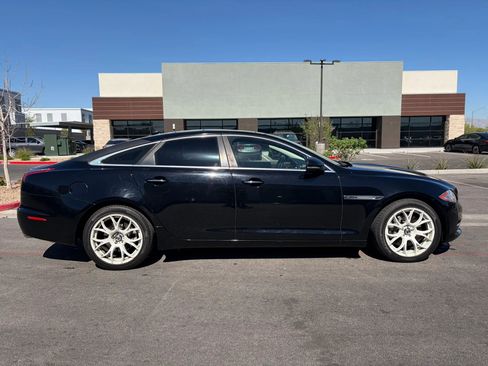 Used 2015 Jaguar XJ AWD image 4