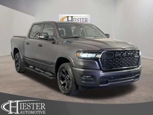 Used 2025 RAM 1500 Big Horn AWD/4WD image 1