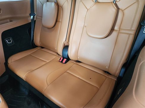 Used 2020 Lincoln Aviator Black Label Grand Touring w/ Class IV Trailer Tow Package image 32